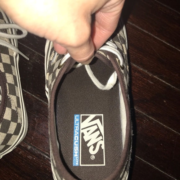 COPY - Rare Vans Authentic Distressed Check - Picture 5 of 6